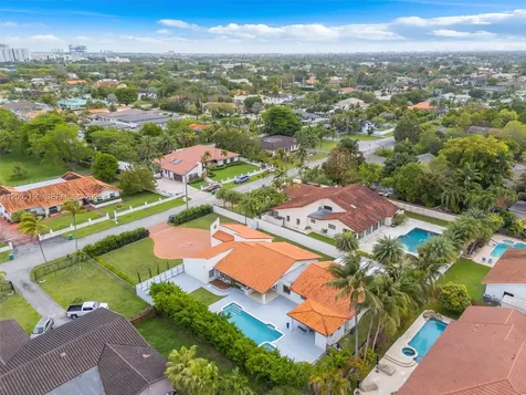 11350 SW 30th Street Miami FL 33165