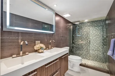 1623 Collins Avenue Miami Beach FL 33139