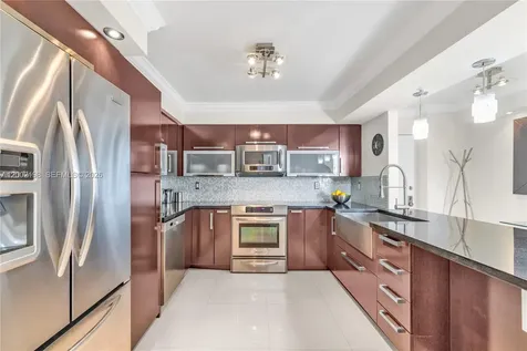 1623 Collins Avenue Miami Beach FL 33139