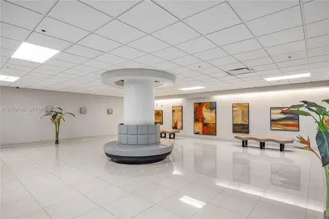 1623 Collins Avenue Miami Beach FL 33139