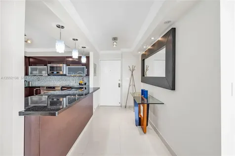 1623 Collins Avenue Miami Beach FL 33139