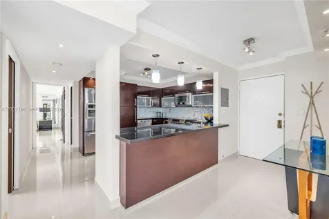1623 Collins Avenue Miami Beach FL 33139