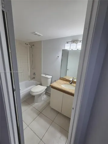 8871 Wiles Road Coral Springs FL 33067