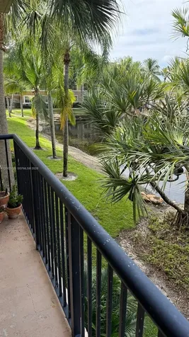 8871 Wiles Road Coral Springs FL 33067