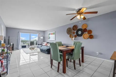 3050 NE 16th Avenue Oakland Park FL 33334
