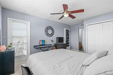 3050 NE 16th Avenue Oakland Park FL 33334