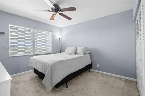 3050 NE 16th Avenue Oakland Park FL 33334