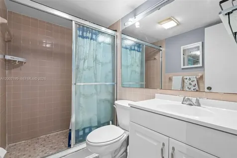 3050 NE 16th Avenue Oakland Park FL 33334