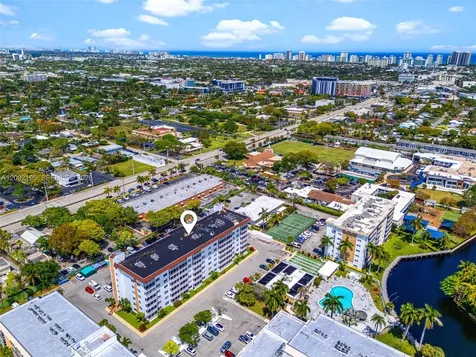 3050 NE 16th Avenue Oakland Park FL 33334