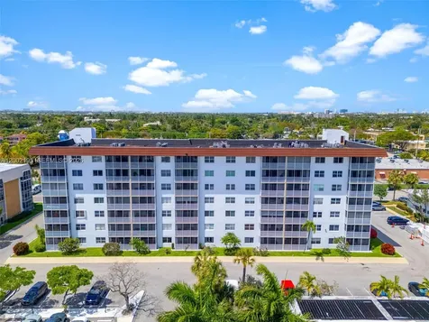 3050 NE 16th Avenue Oakland Park FL 33334