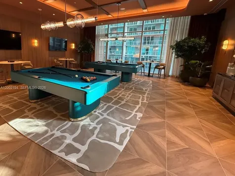 77 SE 5th Street Miami FL 33131