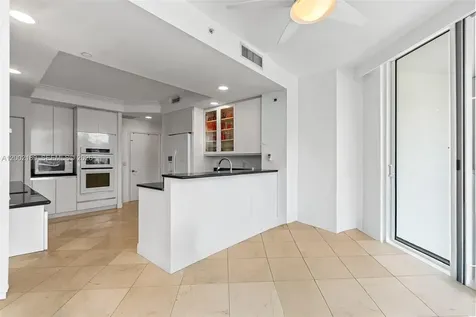 21050 Point Place Aventura FL 33180