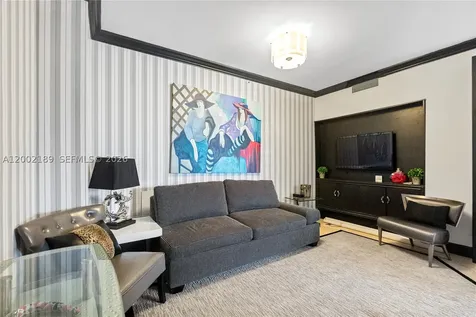 21050 Point Place Aventura FL 33180