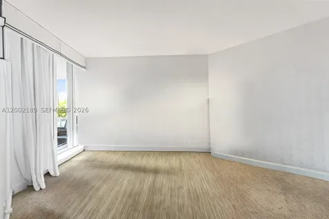 21050 Point Place Aventura FL 33180