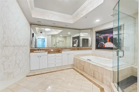 21050 Point Place Aventura FL 33180