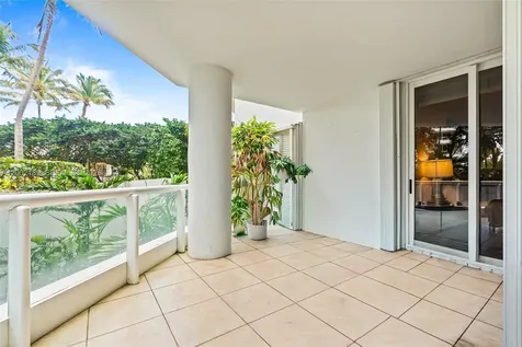 21050 Point Place Aventura FL 33180