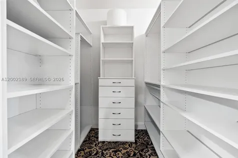 21050 Point Place Aventura FL 33180