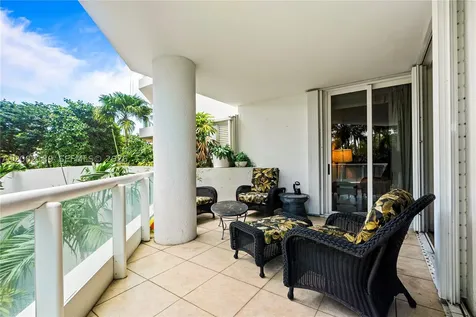 21050 Point Place Aventura FL 33180