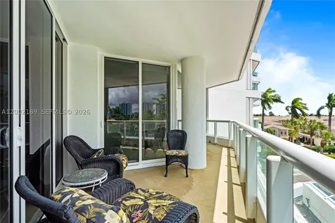 21050 Point Place Aventura FL 33180