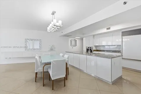 17201 Collins Avenue Sunny Isles Beach FL 33160