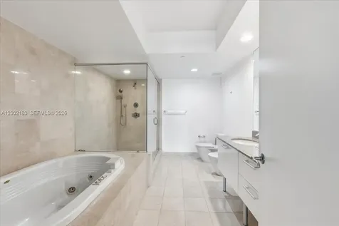 17201 Collins Avenue Sunny Isles Beach FL 33160