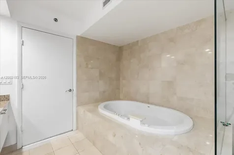 17201 Collins Avenue Sunny Isles Beach FL 33160
