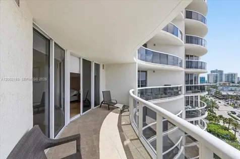 17201 Collins Avenue Sunny Isles Beach FL 33160