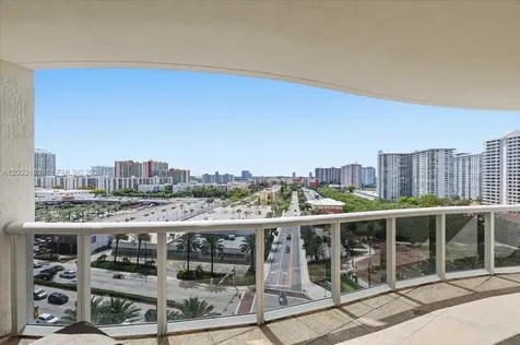 17201 Collins Avenue Sunny Isles Beach FL 33160