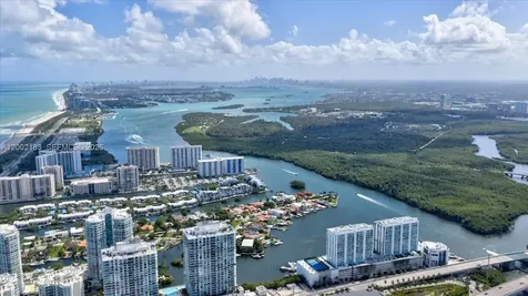 17201 Collins Avenue Sunny Isles Beach FL 33160