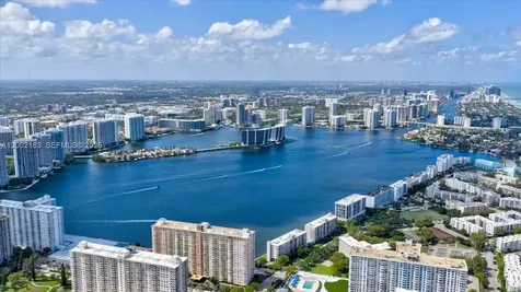 17201 Collins Avenue Sunny Isles Beach FL 33160