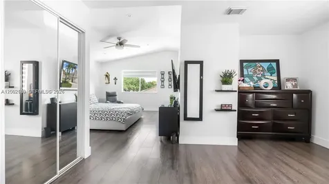 321 SW 194th Avenue Pembroke Pines FL 33029