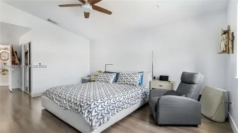 321 SW 194th Avenue Pembroke Pines FL 33029