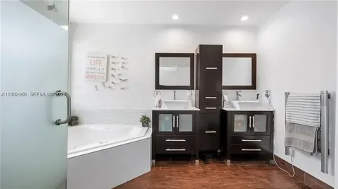 321 SW 194th Avenue Pembroke Pines FL 33029