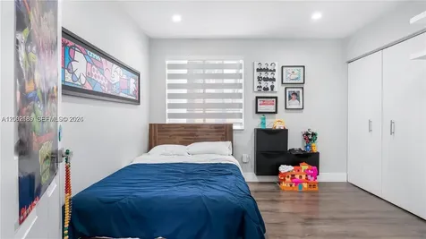 321 SW 194th Avenue Pembroke Pines FL 33029