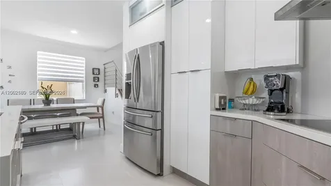321 SW 194th Avenue Pembroke Pines FL 33029