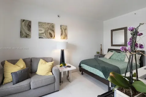 335 Ocean Drive Miami Beach FL 33139