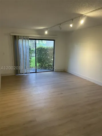 8290 Lake Drive Doral FL 33166