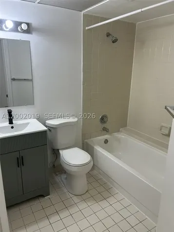 8290 Lake Drive Doral FL 33166