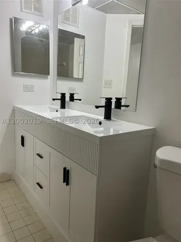 8290 Lake Drive Doral FL 33166