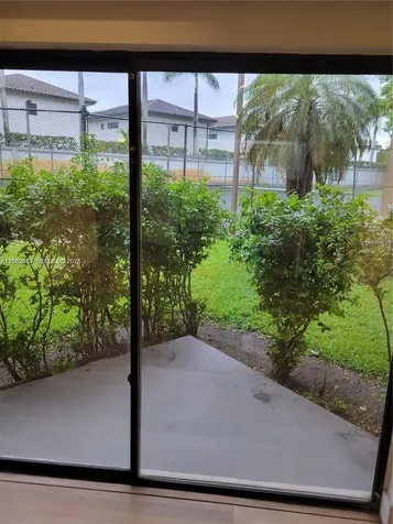 8290 Lake Drive Doral FL 33166