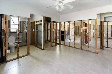 317 Montgomery Avenue Fort Myers FL 33905