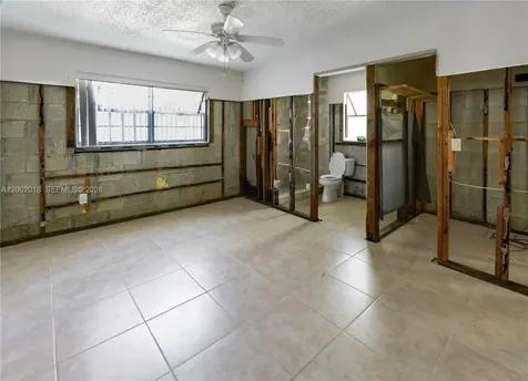 317 Montgomery Avenue Fort Myers FL 33905