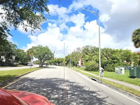 40 NW 87th Avenue Miami FL 33172