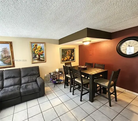 40 NW 87th Avenue Miami FL 33172