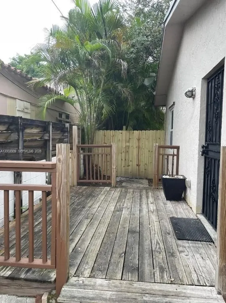 1720 Pierce Street Hollywood FL 33020