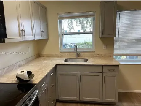 1720 Pierce Street Hollywood FL 33020