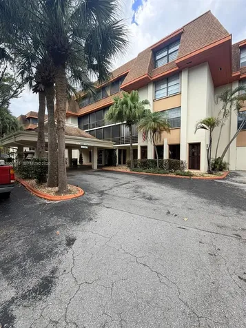 671 NE 195th Street Miami FL 33179