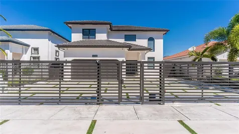 15817 SW 138th Terrace Miami FL 33196