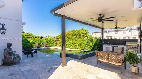 15817 SW 138th Terrace Miami FL 33196