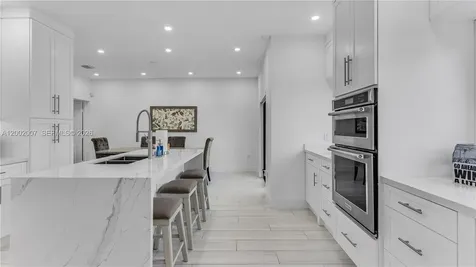 15817 SW 138th Terrace Miami FL 33196